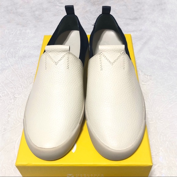 Mercedes Castillo Ivory Navy Arden Slip-On Sneaker - Picture 6 of 7